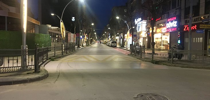 İFTAR VAKTİ YALOVA SOKAK VE CADDELERİ