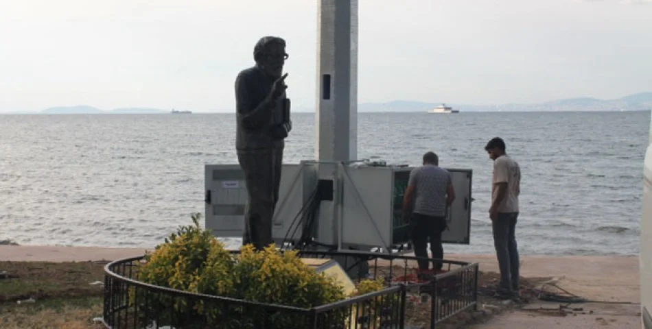 TOPRAK DEDE'NİN HEYKELİ ARTIK BÖYLE