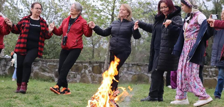 SUBAŞI'NDA GELENEKSEL HIDRELLEZ ATEŞİ 
