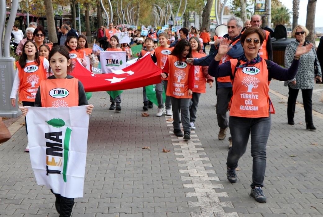 TOPRAĞA SAYGI YÜRÜYÜŞÜ YAPILDI
