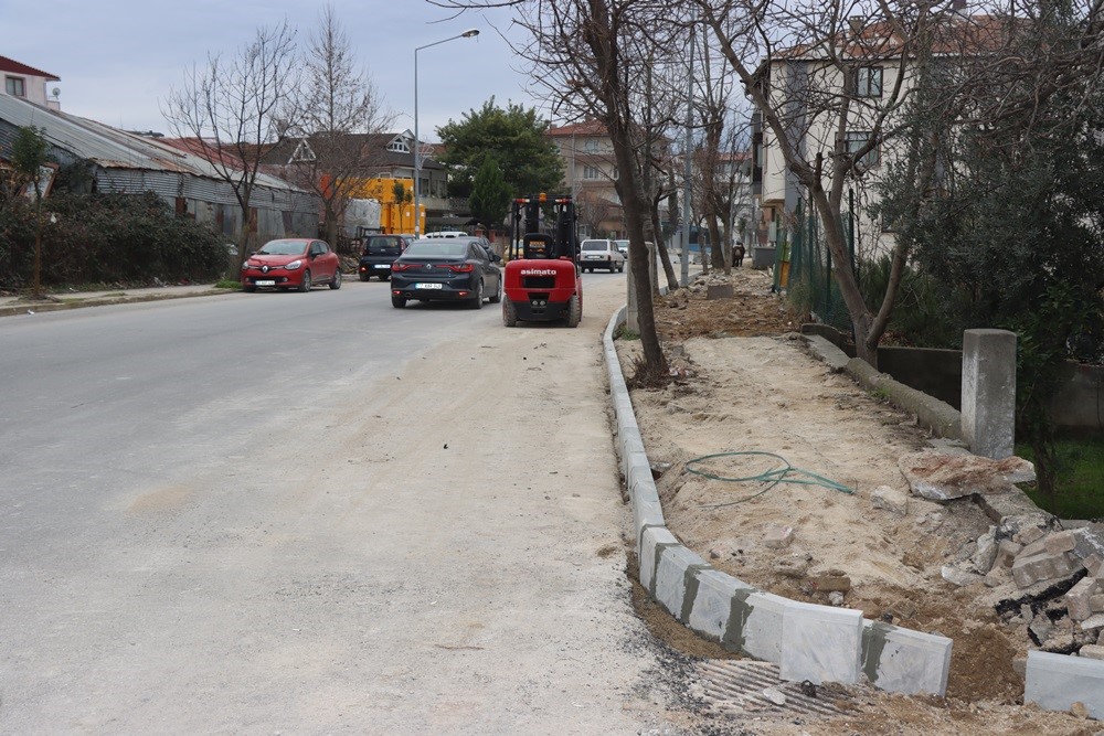 VATAN CADDESİ KALDIRIMLARI YENİLENİYOR