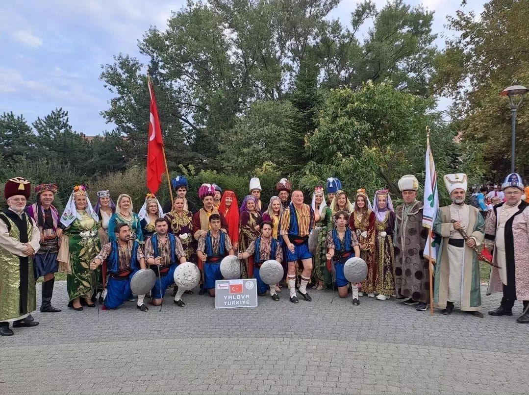 YAFEM, SIRBISTAN'DA FESTİVALE KATILDI