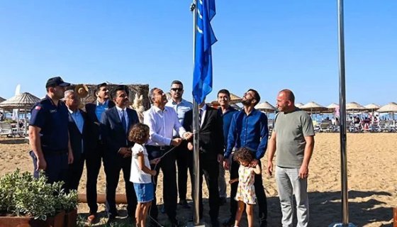 KOCADERE PLAJINA MAVİ BAYRAK ÇEKİLDİ