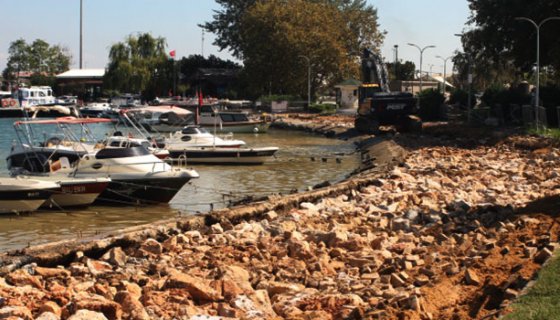YALOVA BALIKÇILAR BARINAĞI ONARILIYOR